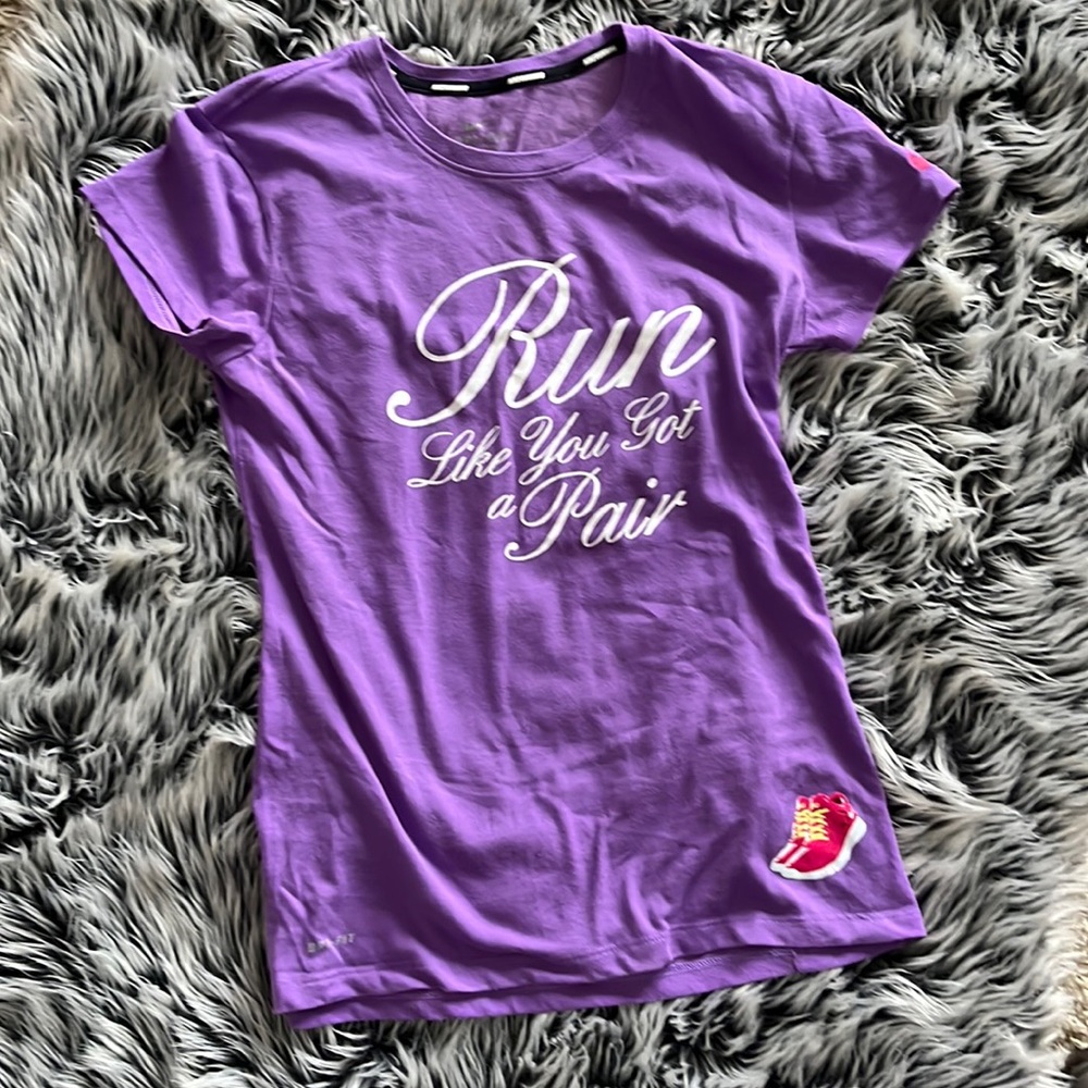 Nike tee shirt